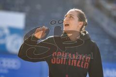 3. Liga; FC Hansa Rostock - FC Ingolstadt 04; vor dem Spiel Cheftrainerin Sabrina Wittmann (FCI)