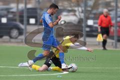 2024_2_17 - Saison 2023/24 - AUDI-Schanzer Amateur Cup - SV Hundszell - FC Hitzhofen/Oberzell  - Halbfinale 1 - Patrick Schwarz gelb Hitzhofen - Linus Appel blau Hundszell - Foto: Meyer Jürgen