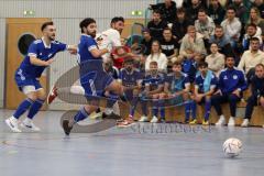 Lotto - Hallen - Bayerncup -  Saison 2022/2023 - TSV Gaimersheim - TSV Ober/Unterhaunstadt-  Benjamin Anikin weiss schießt ein Tor - Jubel - Dogan Tiryaki blau Oberhaunstadt -  Foto: Meyer Jürgen