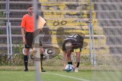 Bayernliga Nord - Saison 2024/25 - Freundschaftsspiel - FC Ingolstadt 04 II - FC Pipinsried - Thomas Rausch (Nr.16 - FCI U21) beim Eckball -  - XXXXX - Foto: Meyer Jürgen