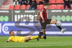 Relegation 1 - FC Ingolstadt 04 - VfL Osnabrück - Dennis Eckert Ayensa (7, FCI) im Alleingang überwindet Beermann Timo (33 VfL) und erzielt das 3:0 Tor Jubel, lupft über Torwart Kühn Philipp (22 VfL)