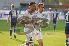 2.BL; Karlsruher SC - FC Ingolstadt 04; Tor Jubel Treffer  Elfmeter Patrick Schmidt (32, FCI) Filip Bilbija (35, FCI)