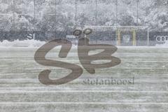 2023_12_1 - - Saison 2023/24 - Schnee auf dem Fussballplatz - ASP - Audi Sport Park - Platz ist gesperrt - Schild platz ist gesperrt Schnee Tor Spielabsage Schnee - Foto: Meyer Jürgen