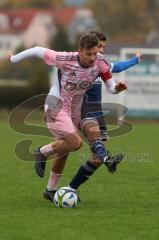Bezirksliga - Saison 2025/26- TSV Gaimersheim - SpVgg Kammerberg - Dennis Hüttinger (Nr.7 - TSV Gaimersheim) - Christof Pihale blau Kammerberg hinten - Foto: Meyer Jürgen