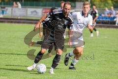 Kreisliga - Saison 2022/2023 - TSV Großmehring - Türk SV Ingolstadt -  Benedikt Neubauer weiss Großmehring - Ibrahim Sahin Türk SV Ing. -  - Foto: Meyer Jürgen