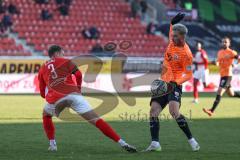 2024_1_20 - 3. Liga - Saison 2023/24 - HallescherFC - FC Ingolstadt 04 -  - Benjamin Kanuric (Nr.8 - FC Ingolstadt 04) - Behrendt Brian (Nr.3 - HallescherFC ) - Foto: Meyer Jürgen