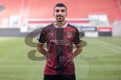 2.BL; FC Ingolstadt 04 - Portraitshooting, Mannschaftsfoto, Nassim Boujellab (8, FCI)