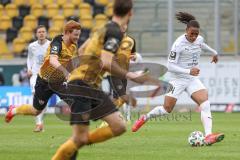 3. Liga - Dynamo Dresden - FC Ingolstadt 04 - rechts Caniggia Ginola Elva (14, FCI)