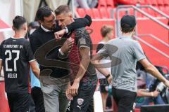 2.BL; FC Ingolstadt 04 - 1. FC Nürnberg - Gespräch Sportmanager Malte Metzelder (FCI) und Stefan Kutschke (30, FCI)