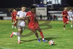 Toto-Pokal; 
Türkgücü München - FC Ingolstadt 04; Zweikampf Kampf um den Ball Felix Keidel (43, FCI) Morou, Fadhel (70 TGM)