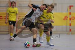 Lotto Bayern Hallencup - Saison 2024/25 - FC Hitzhofen/Oberzell - TSV Ober./Unterhaunstadt- Nico Seitz gelb Hitzhofen  - Baris Soysal grau Ober/Unterhaunstadt  - Foto: Meyer Jürgen