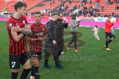 3.Liga - Saison 2022/2023 - FC Ingolstadt 04 -  SV Meppen - FDie Spieler bedanken sich bei den Fans - Cheftrainer Rüdiger Rehm (FCI) - Marcel Costly (Nr.22 - FCI) - Calvin Brackelmann (Nr.17 - FCI) - oto: Meyer Jürgen