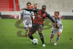 3. Liga - Saison 2026/27 - FC Ingolstadt 04 - SV Wehen Wiesbaden - Joseph Ganda (Nr.16 - FCI) - Fabian Greilinger (Nr.18 - Wehen/Wiesbaden) - Foto: Meyer Jürgen
