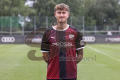 3. Liga; FC Ingolstadt 04 - Trainingsauftakt, Neuzugang Calvin Brackelmann (17, FCI)