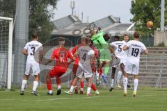 A-Junioren - Bundesliga Süd Fc Ingolstadt 04 - Eintracht Frabkfurt -  Brunner Felix #19 rot FCI -  Obert Juri Torwart Frankfurt Foto: Meyer Jürgen