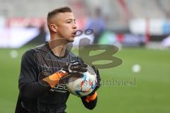 3. Liga; FC Ingolstadt 04 - 
VfB Oldenburg; Torwart Enrique Bösl (FCI) vor dem Spiel