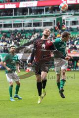 2.BL; SV Werder Bremen - FC Ingolstadt 04; Valmir Sulejmani (33, FCI) Christian Groß (36 Bremen)