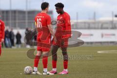 Bayernliga Nord - Saison 2023/24 - FC Ingolstadt 04 II - SC Eltersdorf- Michael Udebuluzor (Nr.11 - FCI) - Fabian Cavadias (Nr.16 - FCI) beim Freistoss - Foto: Meyer Jürgen