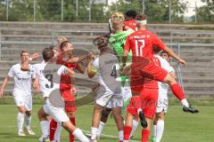 A-Junioren - Bundesliga Süd Fc Ingolstadt 04 - Eintracht Frabkfurt - Udebuluzor Michael rot FCI - Obert Juri Torwart Frankfurt -  Foto: Meyer Jürgen