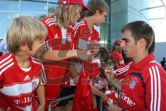 Audi - Fahrzeugübergabe an den FC Bayern - Saison 2009/2010 - Phillip Lahm