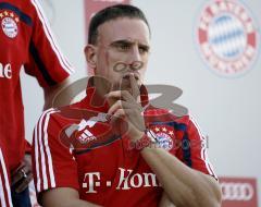 Audi - Fahrzeugübergabe an den FC Bayern - Saison 2009/2010 - Franck Ribery