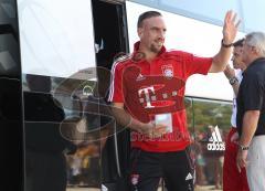 FC Bayern holt die Fahrzeuge bei Audi ab - Franck Ribery