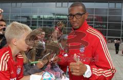 FC Bayern - Fahrzeugübergabe Audi - Saison 2011-2012 - Jerome Boateng