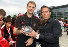 FC Bayern - Fahrzeugübergabe Audi - Saison 2011-2012 - Manuel Neuer