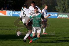 Landesliga - FC Gerolfing - SV Hebertsfelden -Betz Flad #14 grün Gerolfing - Stöger Franz #5 weiß Hebertsfelden -  Foto: Jürgen Meyer