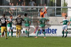 Landesliga - FC Gerolfing -SV Kirchanschöring -  Egger Andreas Torwart Gerolfing - Sadadi Itua #9 Gerolfing - Schmidt Adriano #2 grün Gerolfing -  Foto: Jürgen Meyer