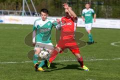 Landesliga Südost - FC Gerolfing - SV Erlbach - Dormeier Florian #15 grün Gerolfing - Bruche Marc #8 rot Erlbach - Foto: Jürgen Meyer