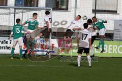 Landesliga - FC Gerolfing - SV Hebertsfelden - Sadadi Itua #5 grün Gerolfing beim Kopfball - -  Foto: Jürgen Meyer