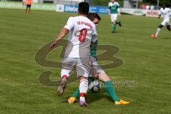 Landesliga SüdOst Fußball - FC Gerolfing - FC Ergolding - Dormeier Florian #15 grün Gerolfing - Attieh Ali #9 weiß Ergolding - Foto: Jürgen Meyer