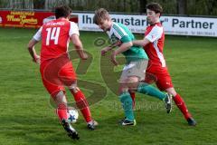 Landesliga Südost - FC Gerolfing - SV Erlbach - Haunschild Philipp #21 grün Gerolfing - Baumann Philipp #10 Erlbach - Kuhn Lukas #14 rot Erlbach - Foto: Jürgen Meyer