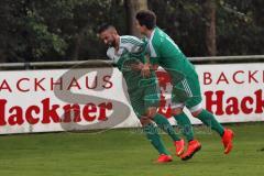 Landesliga Südost - FC Gerolfing - Türkgücü-Ataspor München 3:3 - links Philipp Hallmen versucht an Torwart Zeynel Anil vorbeizukommen, dieser kann den Ball nicht halten und der nachfolgende links Andrej Kubicek (7) trifft zum 1:0 Tor Jubel