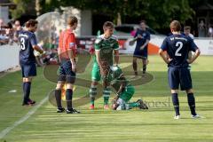 Landesliga Süd-Ost - FC Gerolfing - SV Manching - Robinson Adrian #19 grün FC Gerolfing wird gefoult von Frank Thomas #2 blau SV Manching - Foto: Jürgen Meyer