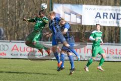 Landesliga 2015/16 - FC Gerolfing - SV Planegg - Krailing - Adrian Robinson grün Gerolfing - Tobias Kutz blau Planegg  - Foto: Jürgen Meyer