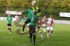 BZL Oberbayern Nord - Saison 2016/17 -  FC Gerolfing - TSV Erding - SV Lohhof - Ledl Nicolas #6 Gerolfing - Huber Maximilian grün #6 Gerolfing kommen einen Schritt zu spät - Di Salvo Fabio Torwart Lohhof - Foto: Jürgen Meyer