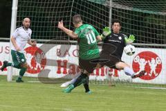 BZL Oberbayern Nord - Saison 2016/17 -  FC Gerolfing - TSV Erding - Der 1:0 Führungstreffer durch Artan Halimi #10 Gerolfing - Timo Dörhöfer Torwart Erding - Foto: Jürgen Meyer