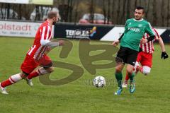 Kreisliga - FC Gerolfing II - FC Hepberg - Stanek Martin #2 rot Hepberg links - Yarar Murat #10 grün Gerolfing - Stengler Waldemar #6 rot Hepberg - Foto: Jürgen Meyer