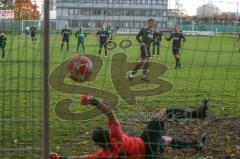 Liga Pokal Kreisliga  - FC Grün Weiss Ingolstadt - FC Sandersdorf - Deniz Apaydin Torwart Grün Weiss Ing - Der 1:1 Ausgleichstreffer durch Elfmeter durch Michael Detling
 schwarz Sandersdorf - Foto: Jürgen Meyer