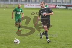 Liga Pokal Kreisliga  - FC Grün Weiss Ingolstadt - FC Sandersdorf - Stephan Daum schwarz Sandersdorf - Muhammed Özata links grün weiss Ing - Foto: Jürgen Meyer