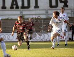 FC Ingolstadt 04 -Spvgg Unterhaching- Toto Pokalfinale - Johannes Müller kann sich durchsetzen im Mittelfeld