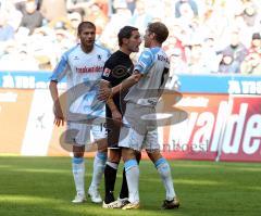 1860 - FC Ingolstadt 04 - Stefan Leitl streitet mit Gregg Berhalter