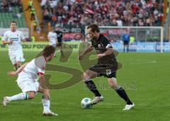 2.Bundesliga - FC Ingolstadt 04 - FC Augsburg - Steffen Wohlfarth im Angriff