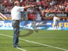 2.Bundesliga - FC Ingolstadt 04 - 1.FC Nürnberg - Trainer Horst Köppel an Spielrand