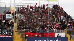 2.BL - FC Ingolstadt 04 - SpVgg Greuther Fürth - Die mitgereisten FC Fans