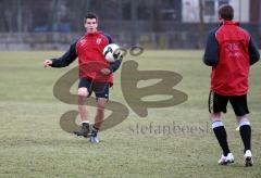 2.Bundesliga - FC Ingolstadt 04 - Training - Ivan Santini flankt