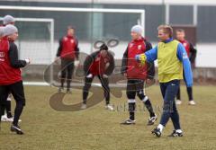 2.Bundesliga - FC Ingolstadt 04 - Training - Trainer Thorsten Fink gibt Anweisungen