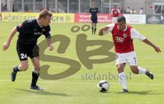 2.Bundesliga - FC Ingolstadt 04 - TuS Koblenz - Ersin Demir im Zweikampf mit Matej Mavric